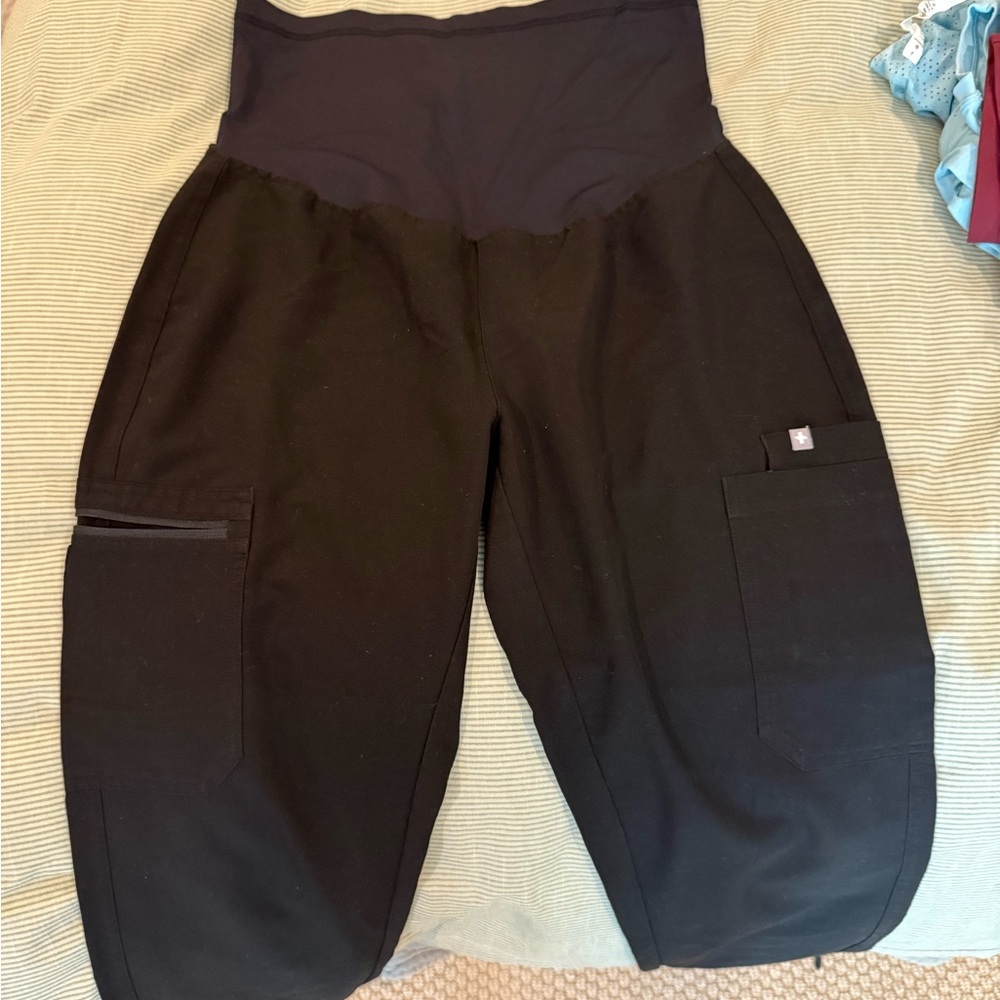 Figs Charcoal Technical Collection Pants